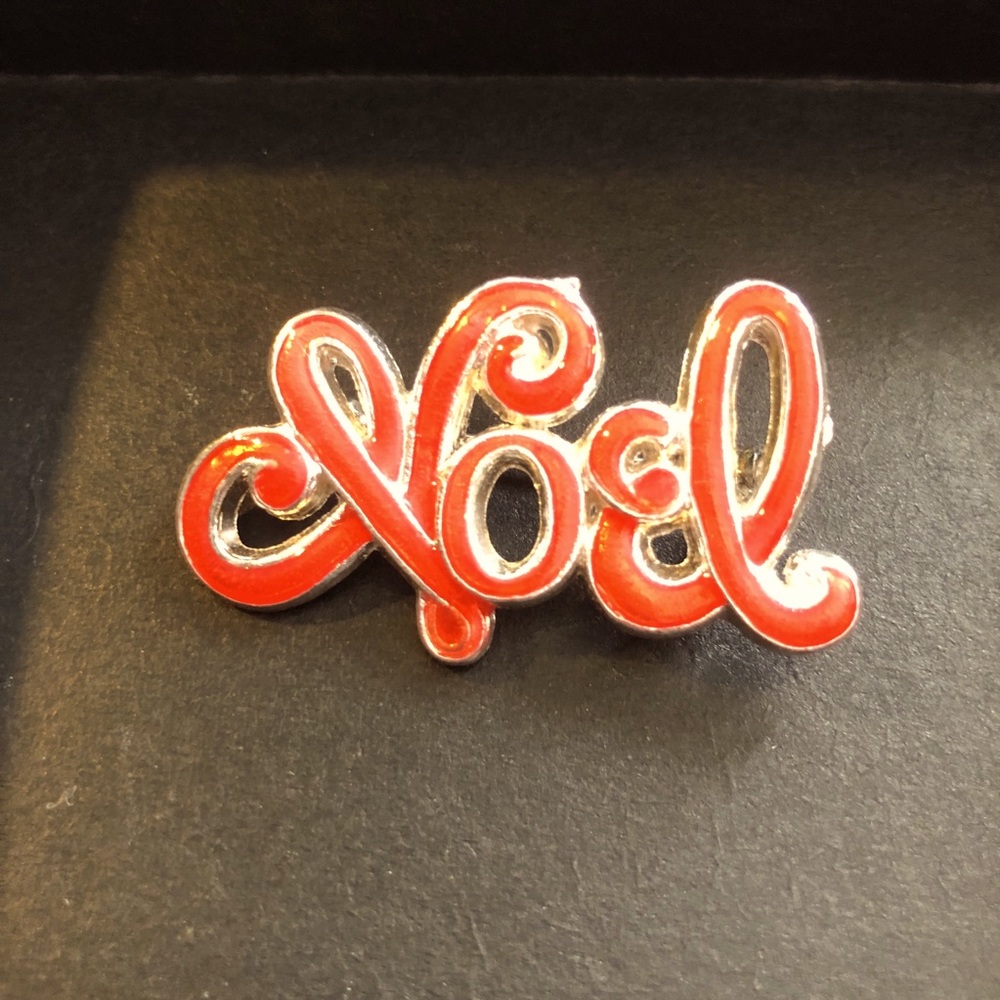 NOEL pin